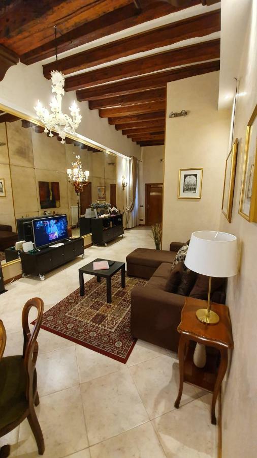 Ca' Brighella Apartment *
